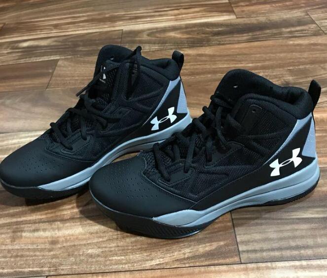 安德瑪運動鞋進口報關流程如何？（運動鞋進口清關步驟）